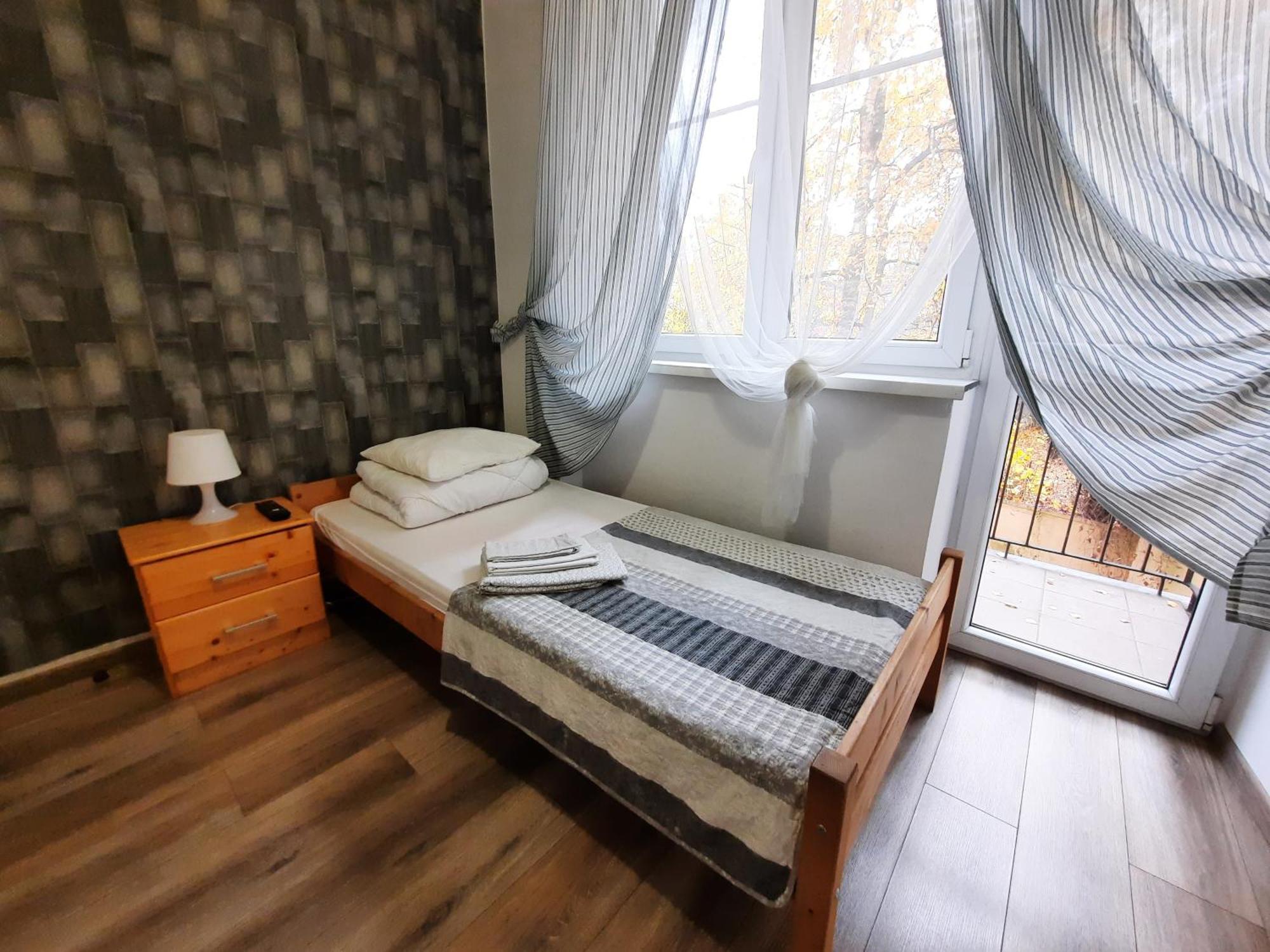 Lorf Hostel&Apartments Krakow Bagian luar foto