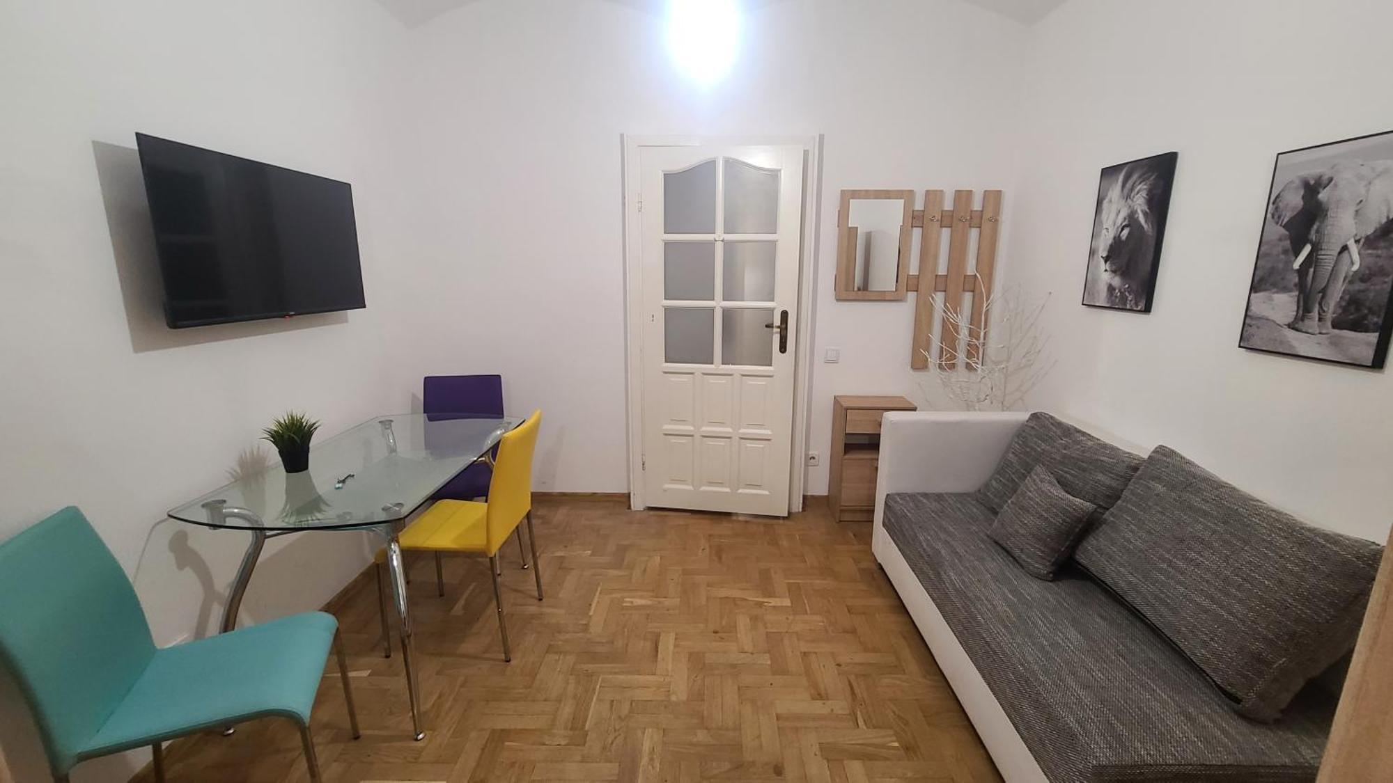 Lorf Hostel&Apartments Krakow Bagian luar foto