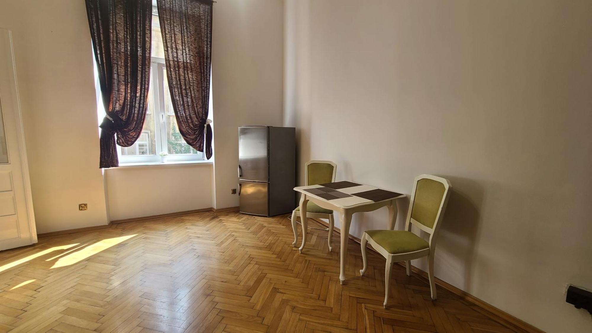 Lorf Hostel&Apartments Krakow Bagian luar foto