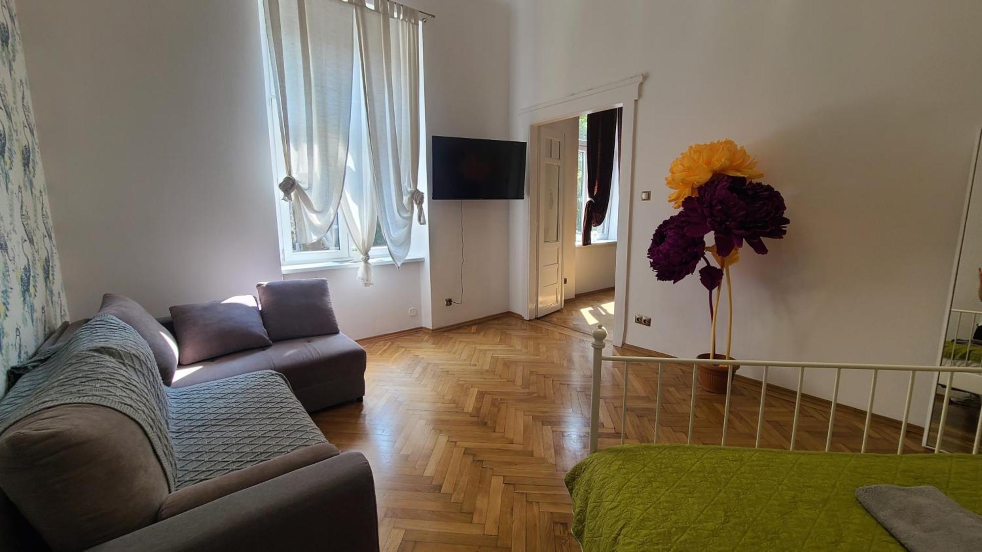 Lorf Hostel&Apartments Krakow Bagian luar foto
