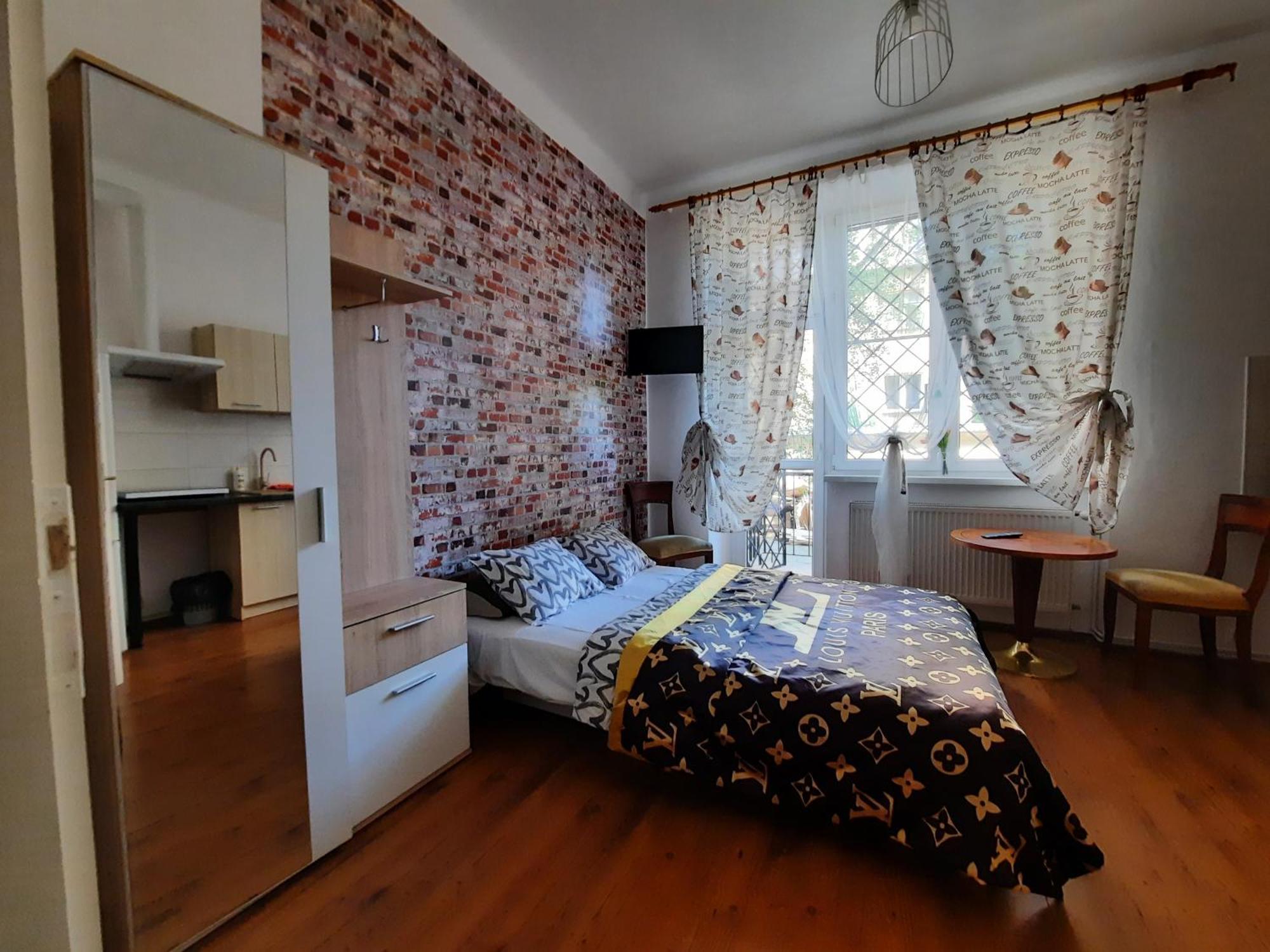 Lorf Hostel&Apartments Krakow Bagian luar foto