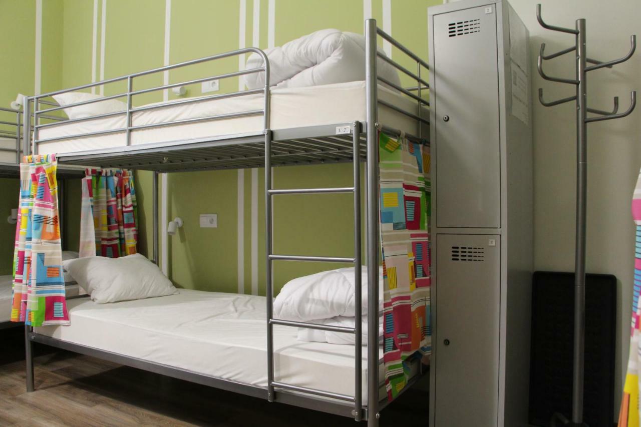 Lorf Hostel&Apartments Krakow Bagian luar foto