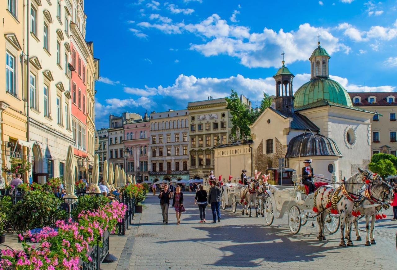 Lorf Hostel&Apartments Krakow Bagian luar foto